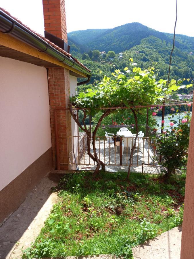 Mala Kuca Apartment Foca Exterior photo