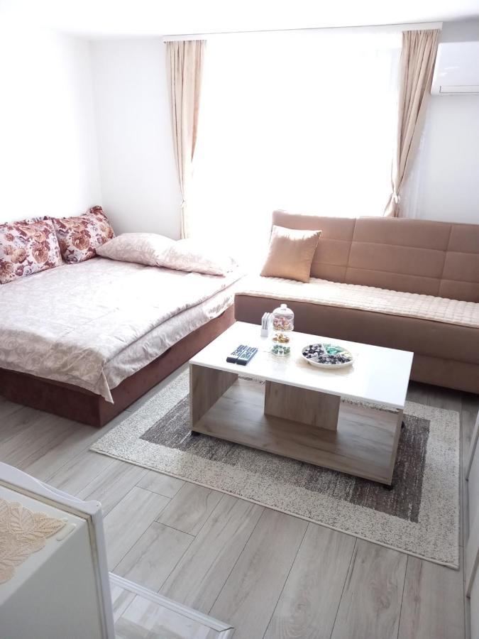 Mala Kuca Apartment Foca Exterior photo