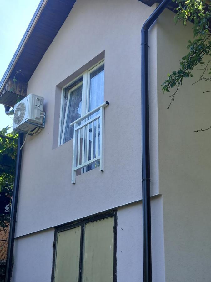 Mala Kuca Apartment Foca Exterior photo